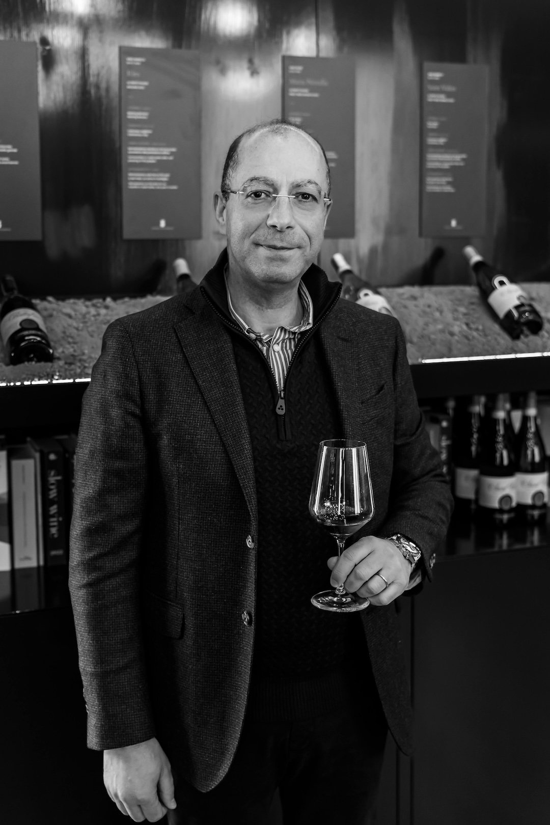 Wine-tasting-photography-sommelier-Italy-Marco-Felicissimo